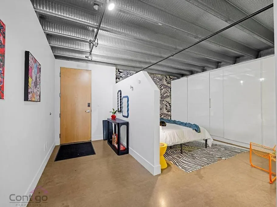 شقة Urban Pop Loft, Near Ice District, Ug Parking إيدمونتون