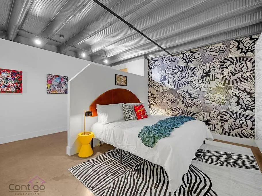 شقة Urban Pop Loft, Near Ice District, Ug Parking إيدمونتون كندا